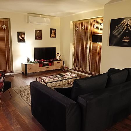 Apartament 80M2 Z 70M2 Tarasem -W Pelni Wyposazony - Wyjatkowe Centrum Miasta Włocławek Extérieur photo