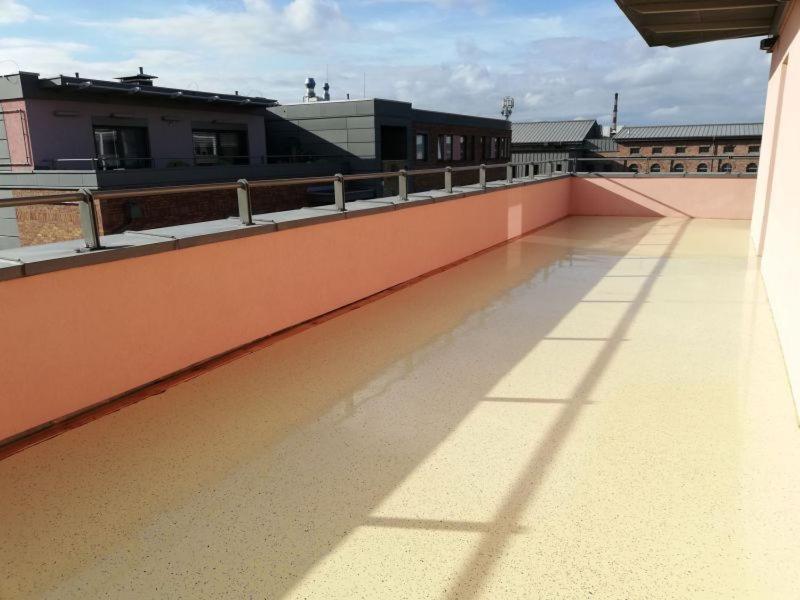 Apartament 80M2 Z 70M2 Tarasem -W Pelni Wyposazony - Wyjatkowe Centrum Miasta Włocławek Extérieur photo
